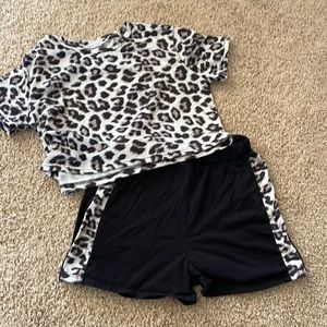 SHEIN Leopard Print Kids Matching Set - Black and White